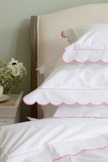 Pink Scalloped Edge Duvet Cover from Sarah K