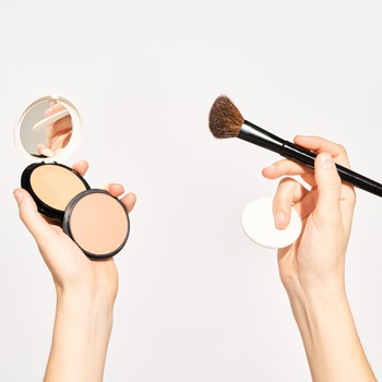 7 Setting Powders That Still Give Good Glow 