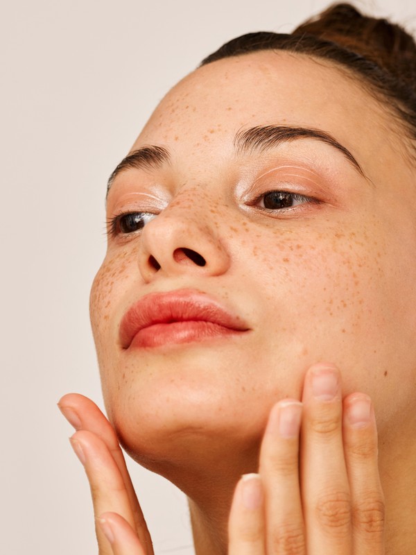 Enzyme Exfoliants: Their Key Benefits & The Best Ones To Try 
