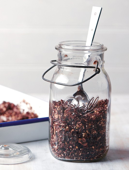 Healthy Chocolate Granola