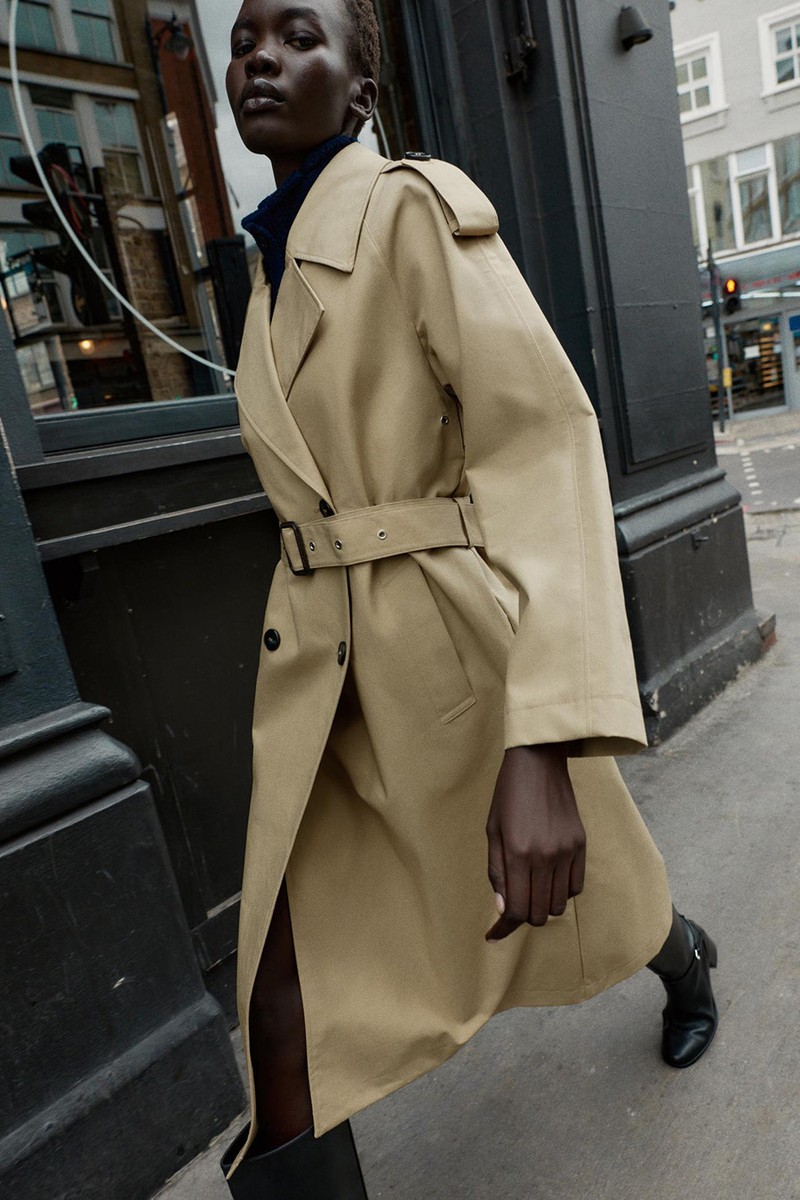 Trench Coat With Belt 