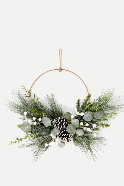 Faux Berry Festive Wreath 