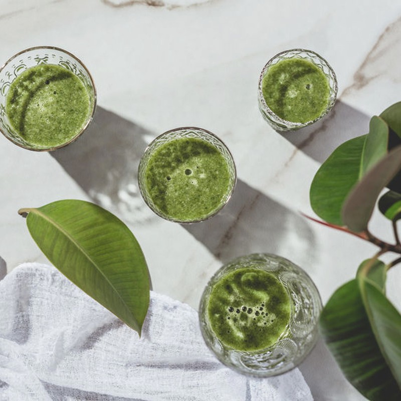 7 Health & Wellness Benefits Of Kale Juice