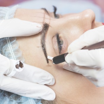 Can Microblading Fix Overplucked Eyebrows?