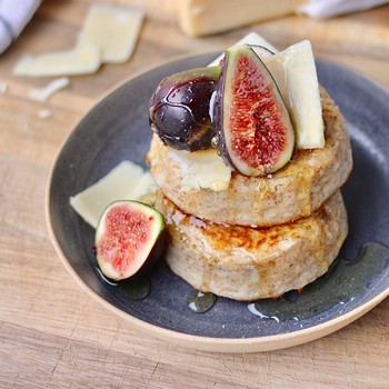 Wholemeal Cheese Crumpets With Fresh Figs & Honey