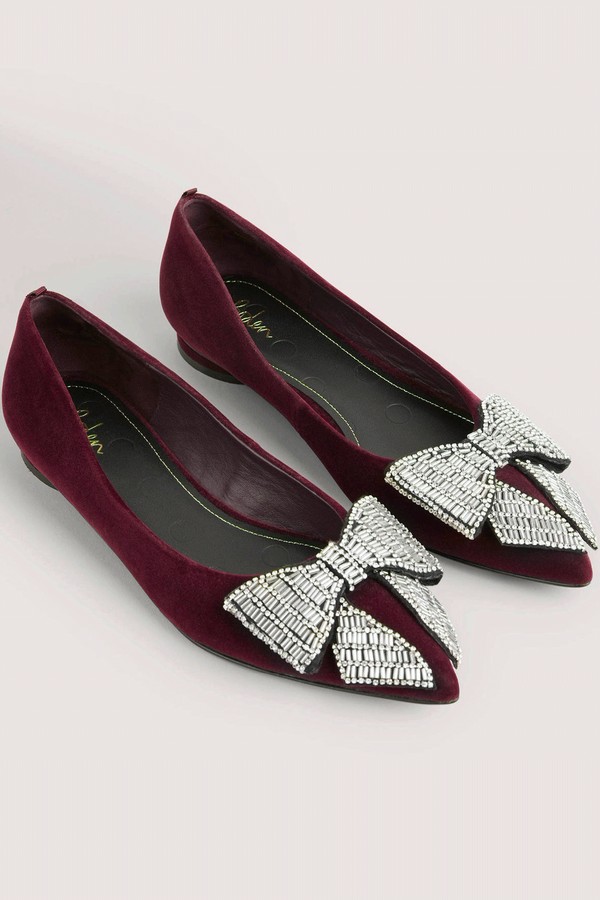 Bow Embellished Pointed Flats