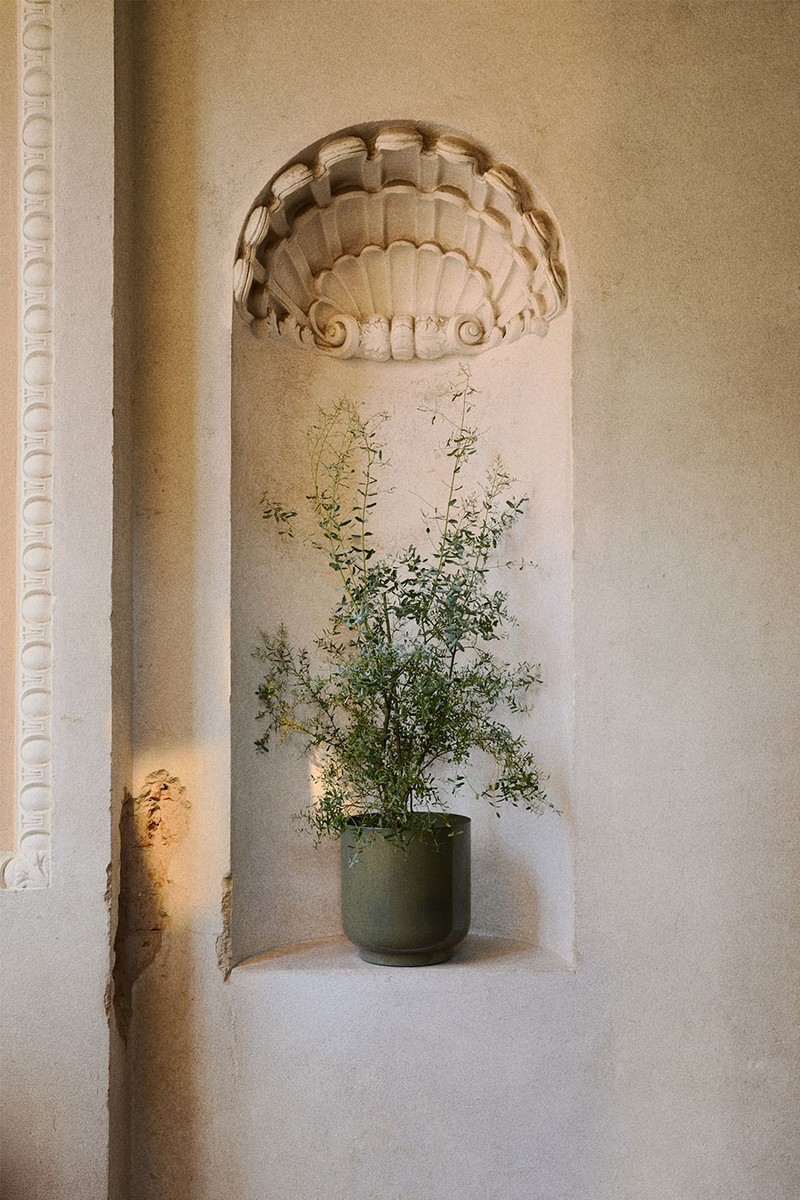 Jumbo Metal Plant Pot from H&M