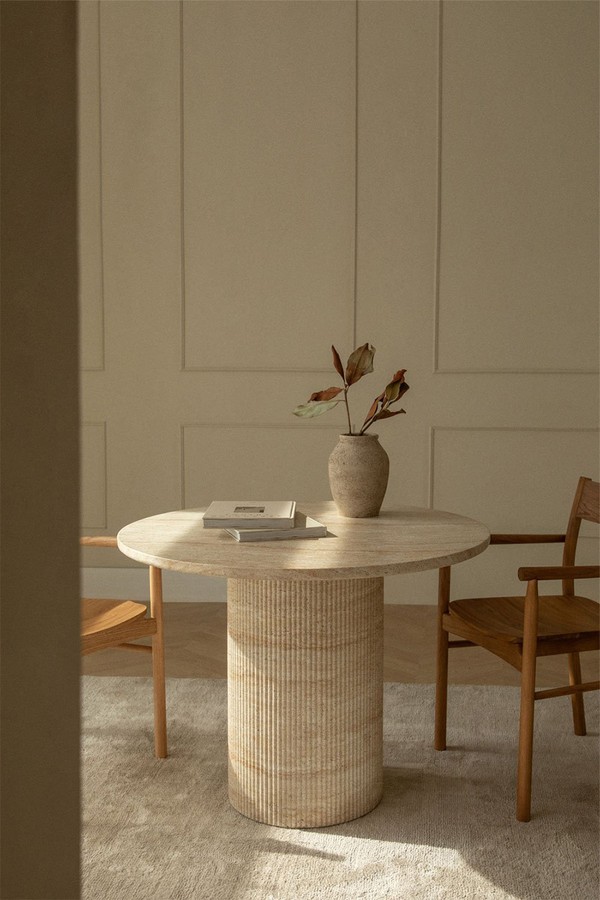 Velia Round Dining Table from Sklum
