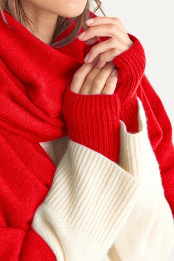 Cashmere Mitt Postbox Red, £69