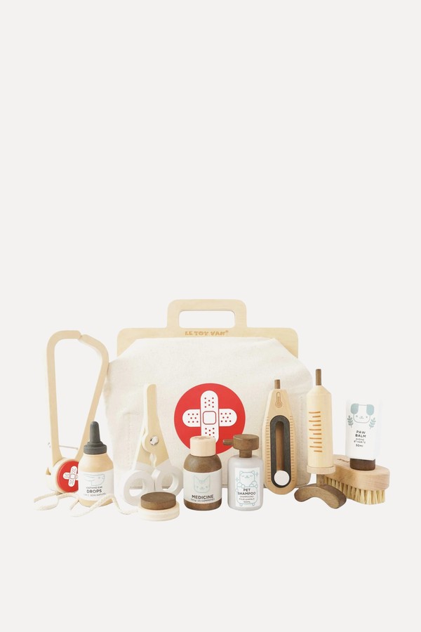 Animal Vet Set from Le Toy Van