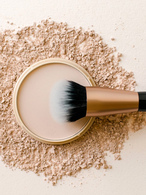 9 Beauty Hacks To Ensure Your Make-Up Lasts All Day 