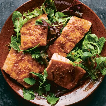 Teriyaki Salmon With Mixed Greens