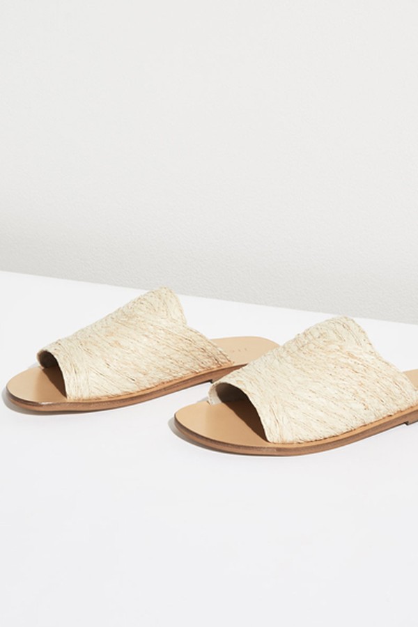 Madina Raffia Slider