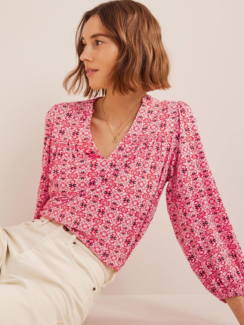 Printed Notch Neck Top