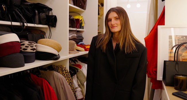 What The 'It' Girl Of New York Has In Her Wardrobe: The Row, TOTEME, Dior, Chanel & Gucci