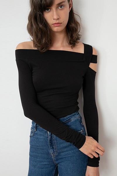 Irina Shoulder Band Top from Pixie Market