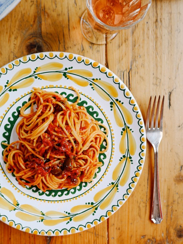 How To Entertain This Month – With Alexandra Dudley