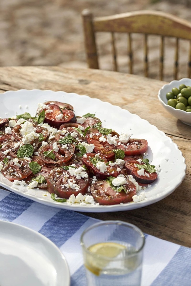 Portobello Scalloped Oval Serving Platter from The White Company