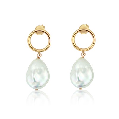 Cove Pearl Earring from Edge Of Ember