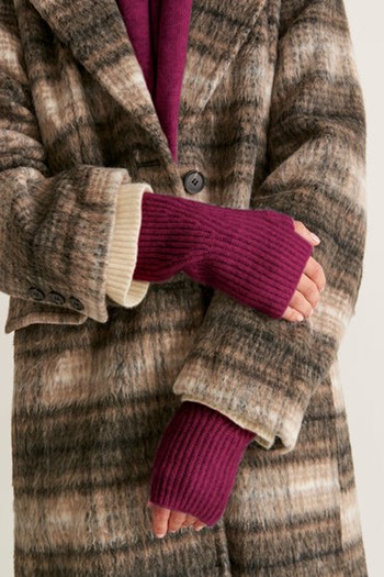 Cashmere Mitt Barolo Red 