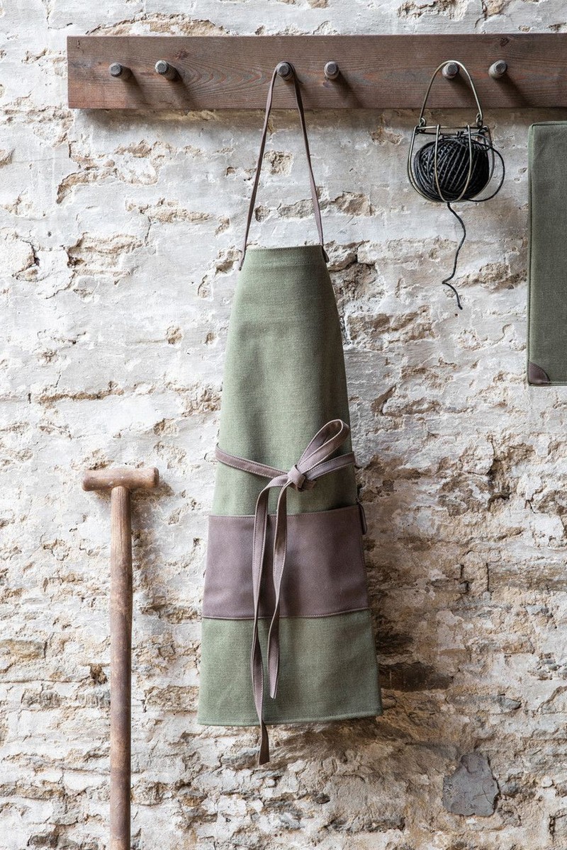 Garden Apron, £28 | Garden Trading