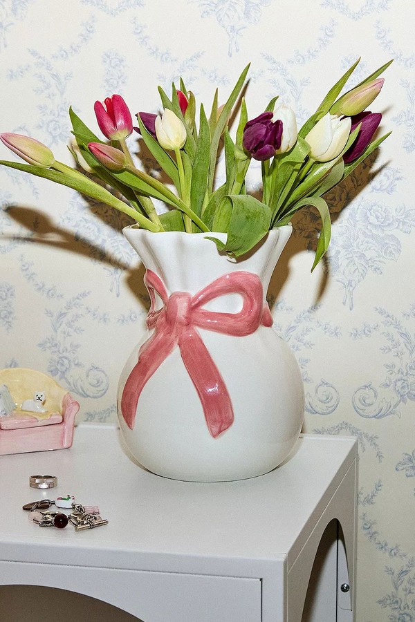 Bow Vase from Urban Outfitters