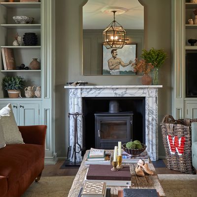 Take A Tour Of This Cool Country House