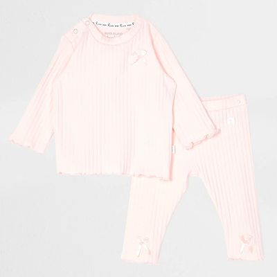 Pink Bow Ribbed Legging Outfit