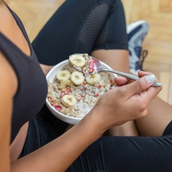 What These PTs Eat Before And After A Workout