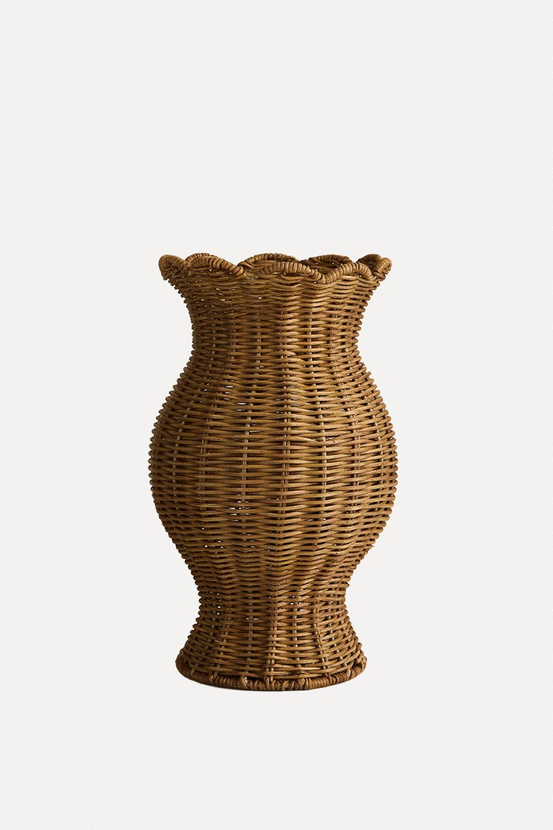 Wicker Scallop Vase