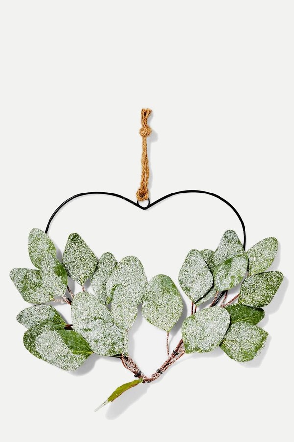 Snow Hanging Wreath 