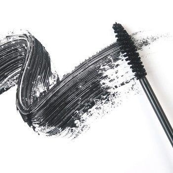 9 New Mascaras Changing The Beauty Game