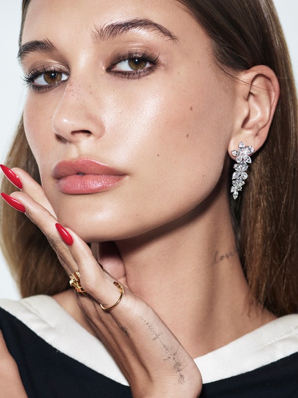 The Iconic Jewellery Brand Synonymous With Christmas