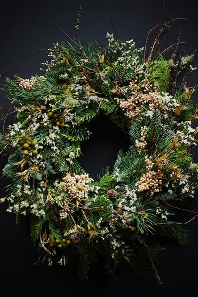 Thirlmere Wreath from Scarlet And Violet