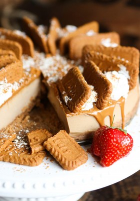 Deliciously Addictive Lotus Biscoff Dessert Box  what's not to love ♥! -  Passionate About Baking