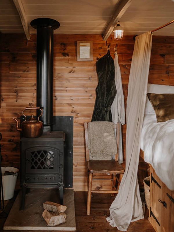 11 Cosy Holiday Homes For £100 A Night & Under 