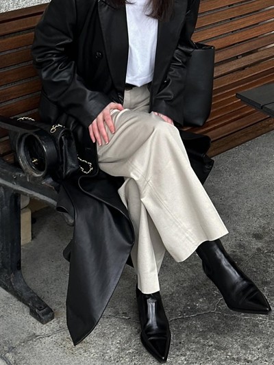 The Round Up: Black Ankle Boots