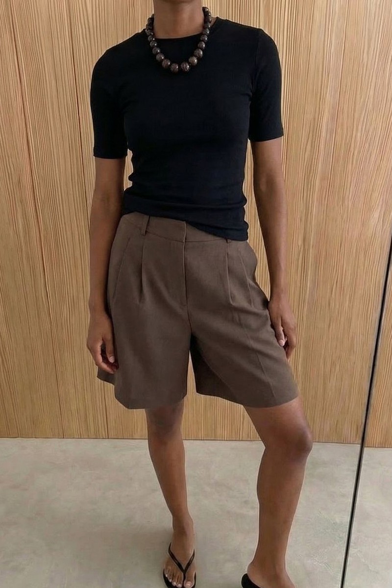 Wide Leg Mid Waist Shorts from NA-KD