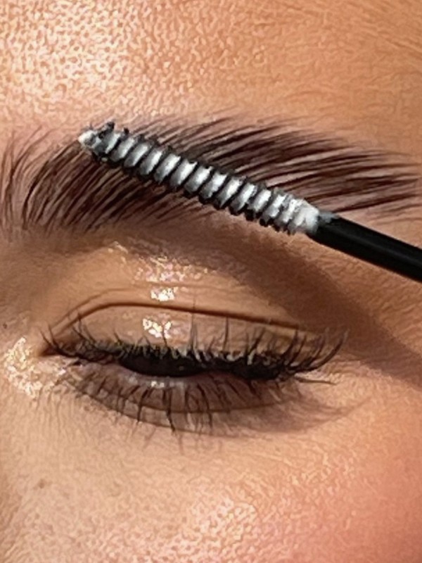 The Clear Brow Gels That Stay In Place All Day