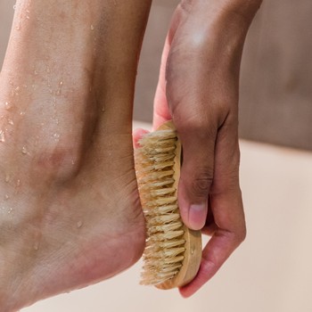 7 Podiatrist Tips For Summer-Ready Feet 