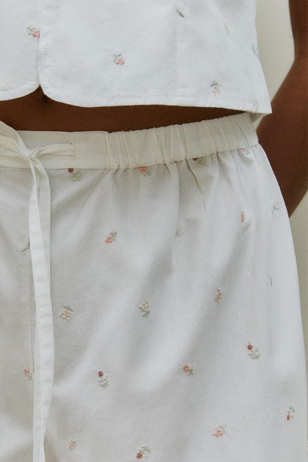 Trousers With Embroidered Lilies from Zara