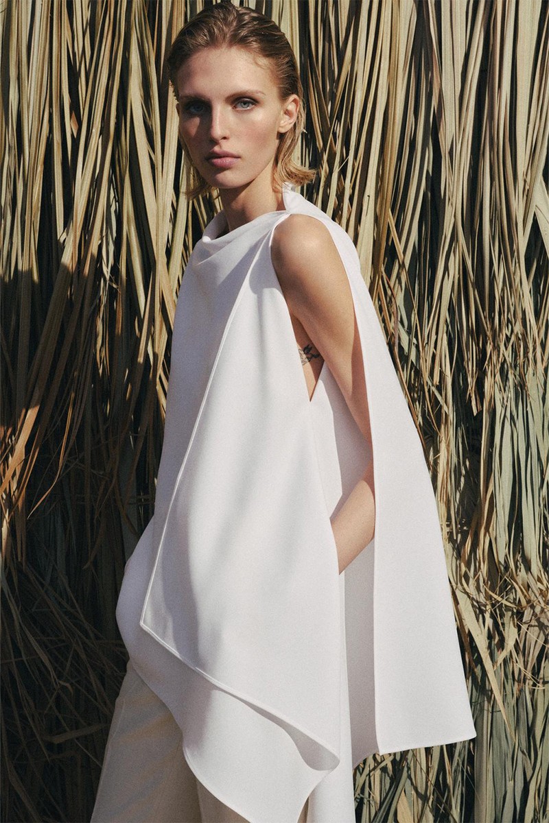 Asymmetric Cape Top