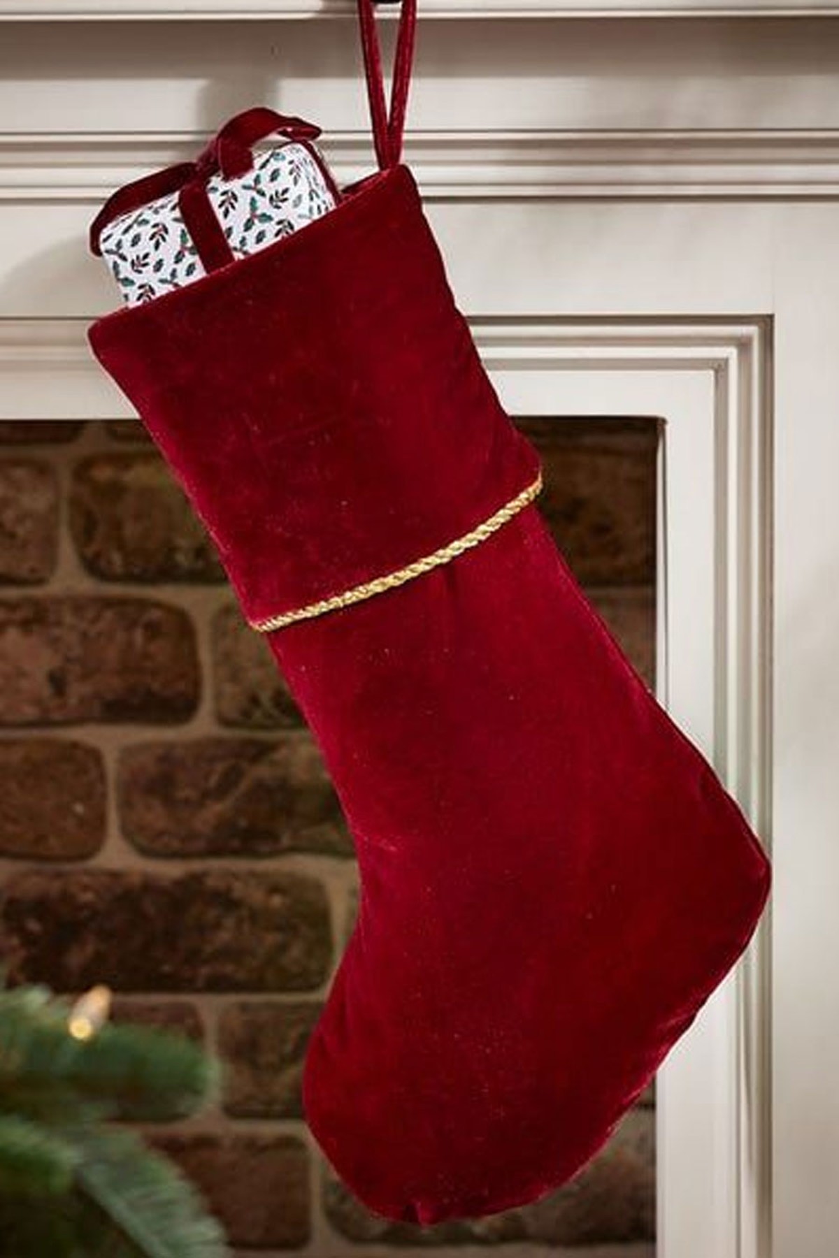 Belgravia Braided Velvet Stocking