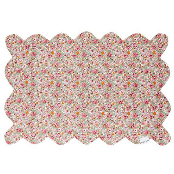 Scallop Placemat from Coco & Wolf