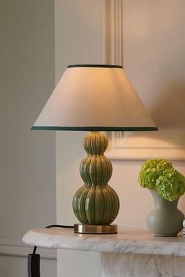Evelyn Table Lamp