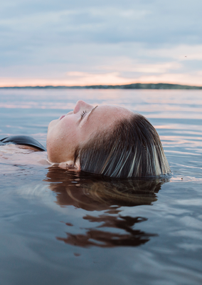 How Cold Water Therapy Could Make You Fitter & Happier