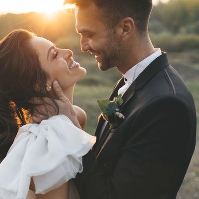 Got Engaged This Summer? You Need To Read This