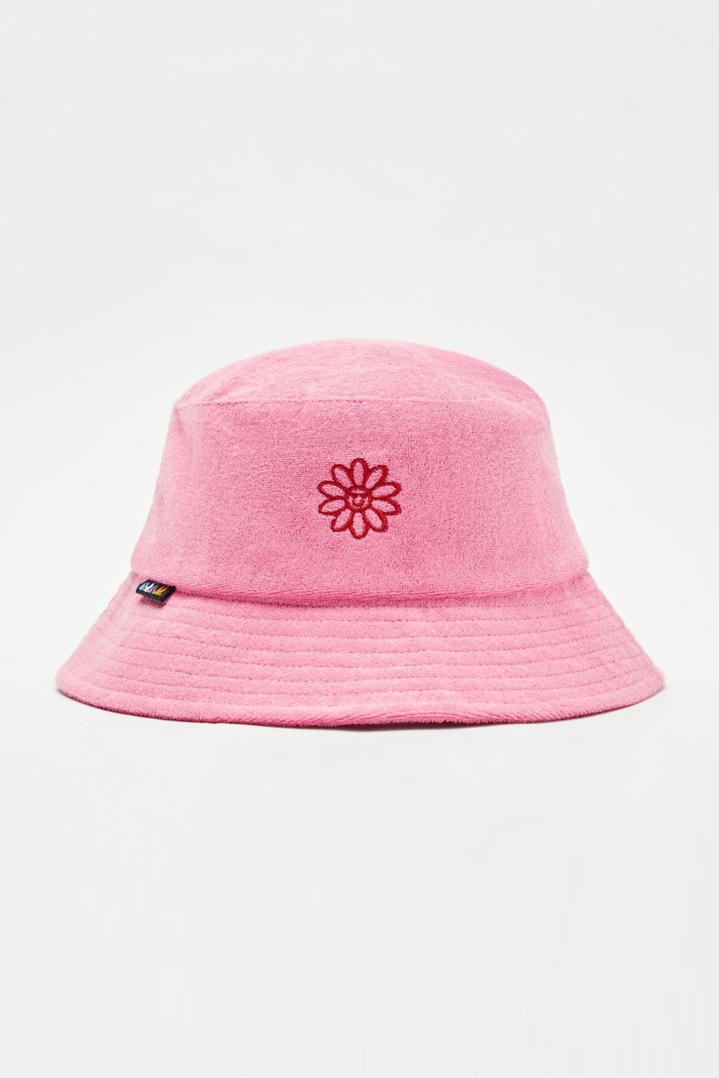 Printed Terry-Effect Bucket Hat from Bershka