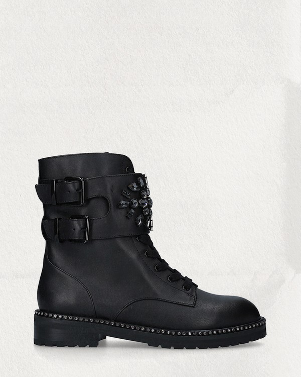 Stoop from Kurt Geiger