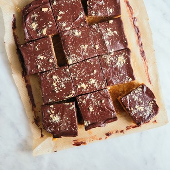 Salted Caramel Millionaire’s Traybake